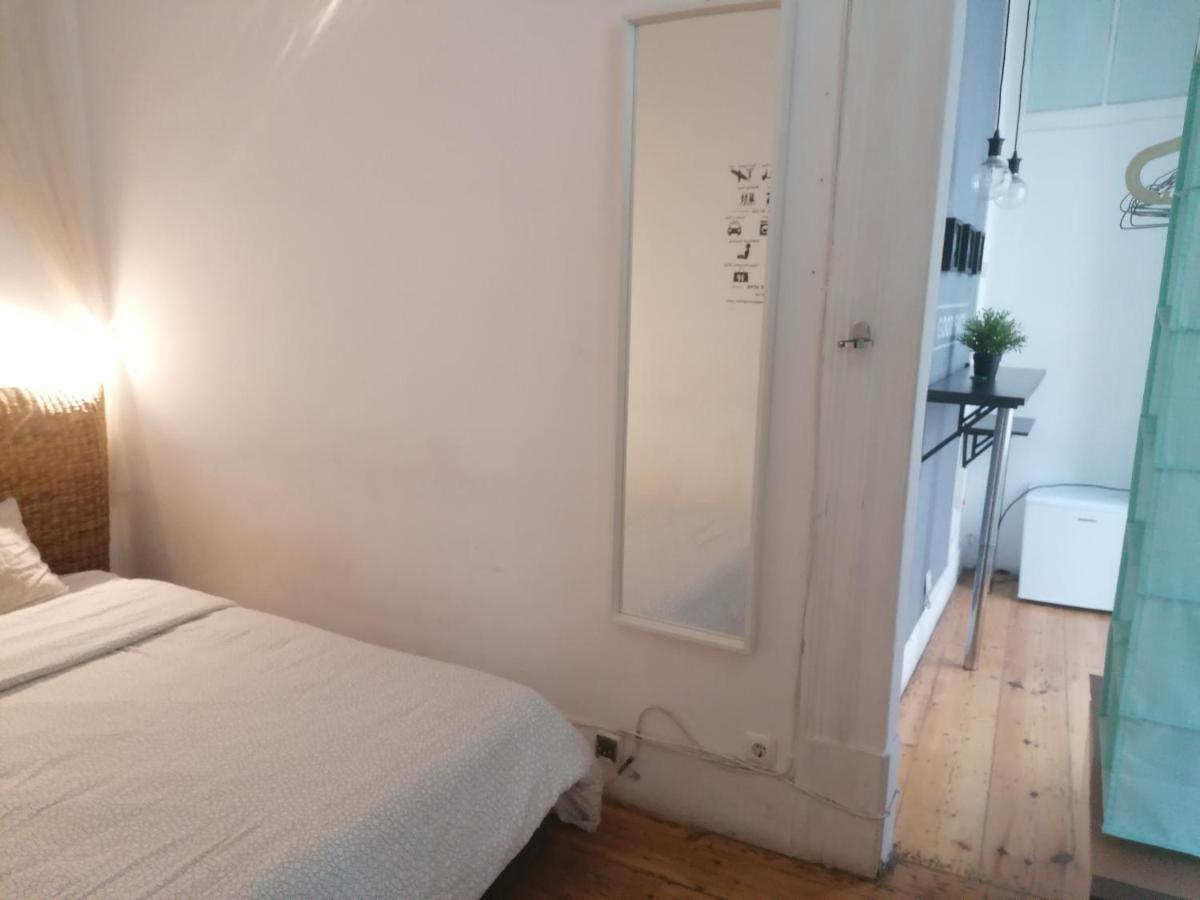 Party Zone Hostel Lisbon Exterior photo