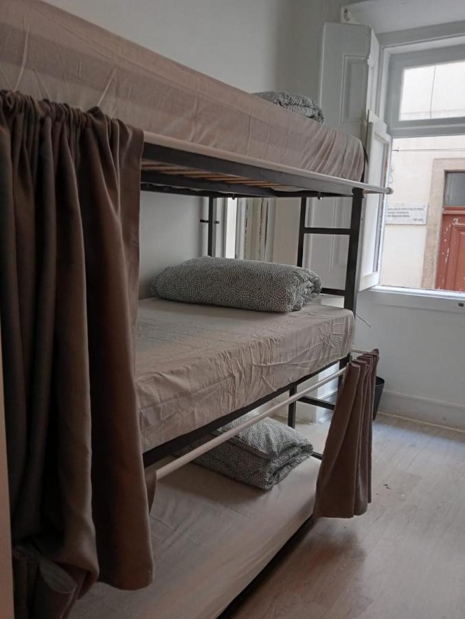 Party Zone Hostel Lisbon Exterior photo
