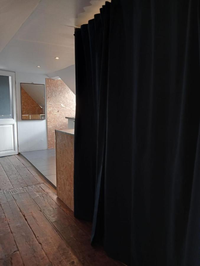 Party Zone Hostel Lisbon Exterior photo