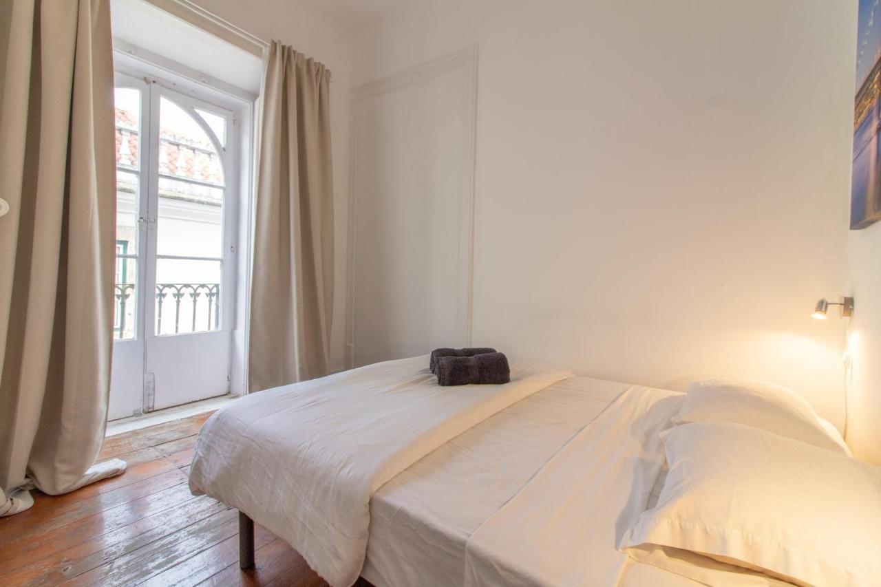 Party Zone Hostel Lisbon Exterior photo